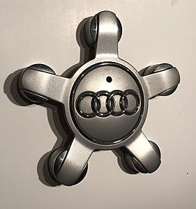Audi Center Caps-img_8721.jpg