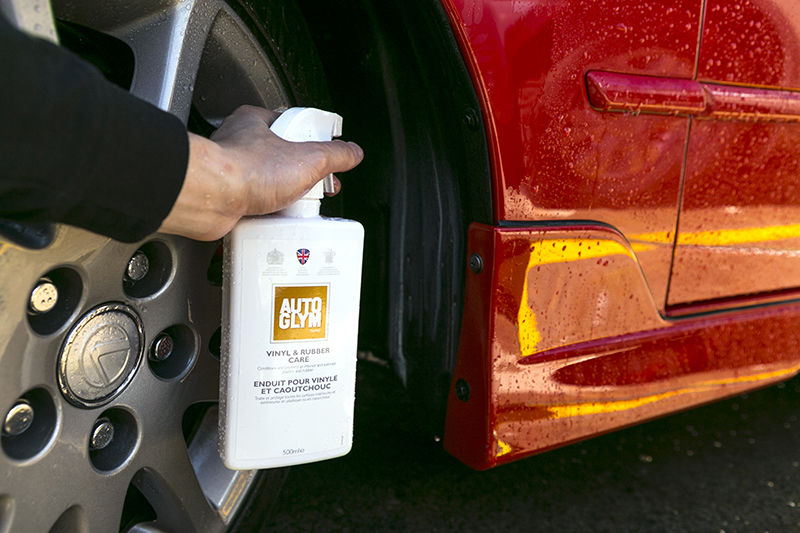 Name:  Cleaning%20Wheel%20Well%205.jpg
Views: 61
Size:  384.8 KB
