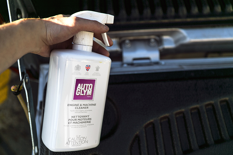 Name: Cleaning%20the%20tray%20on%20your%20pick-up%20truck%204.jpg
Views: 41
Size: 283.6 KB