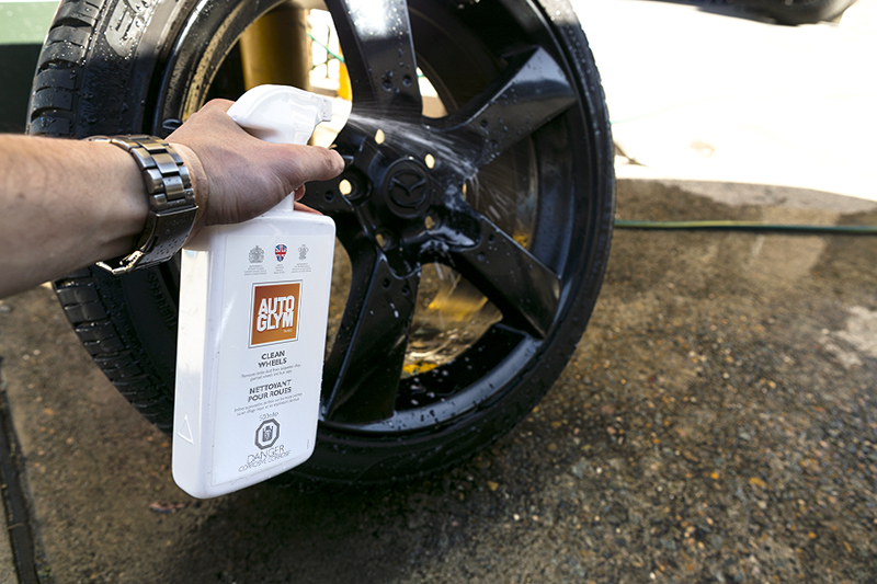 Name: Selling%20your%20rims%20Herersquos%20some%20cleaning%20tips%203.jpg
Views: 104
Size: 348.4 KB