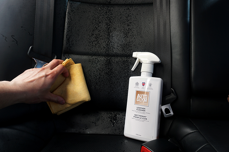 Name:  Autoglym%20Leather%20Cleaner%201.jpg
Views: 205
Size:  328.3 KB