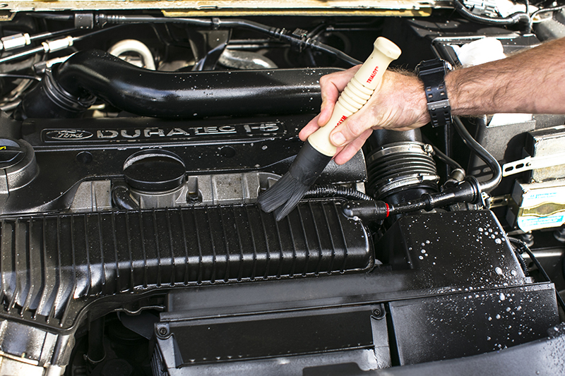 Name:  Protect%20your%20engine%20bay%20from%20corrosion%208.jpg
Views: 775
Size:  472.0 KB