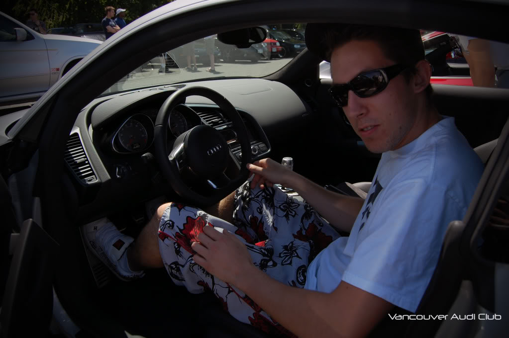 Name: JOzzieintheR8.jpg
Views: 107
Size: 89.3 KB